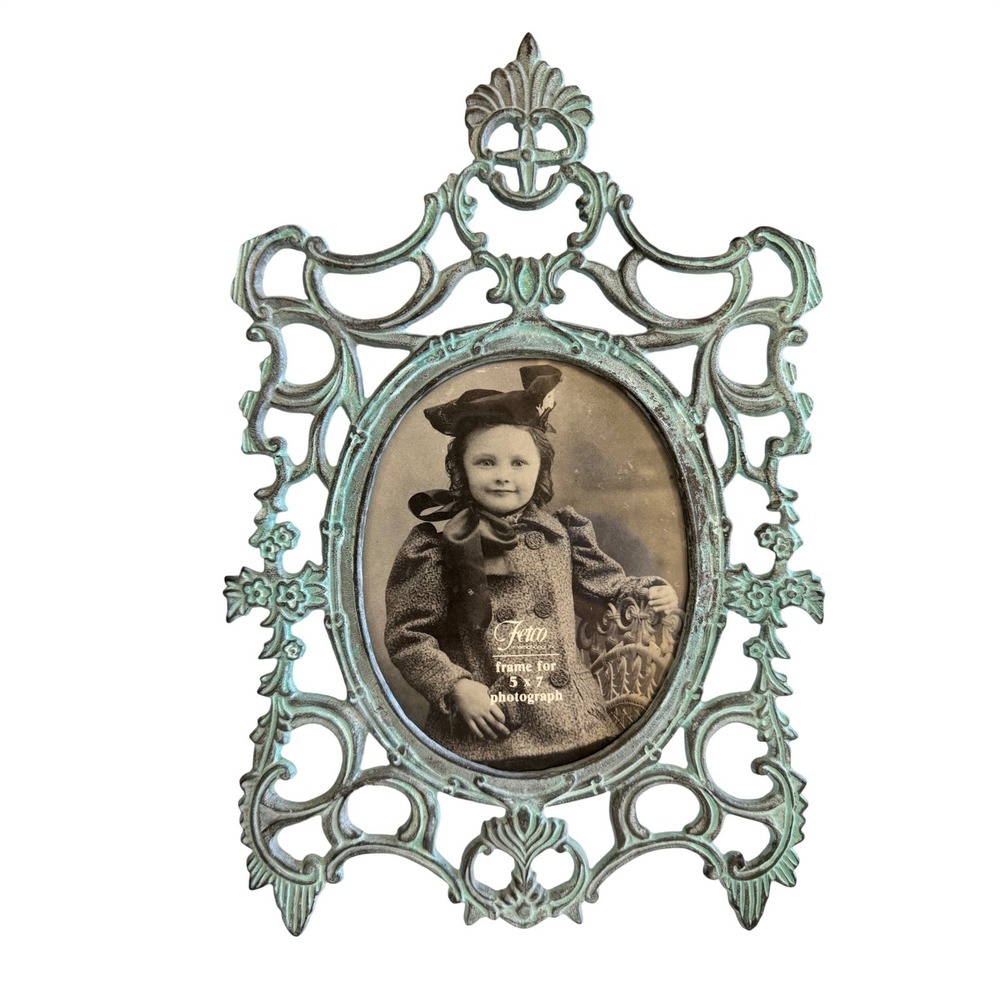 Vintage Fetco 1984 Ornate Verdigris Metal Scroll‎ Oval 5x7 Picture Frame Green